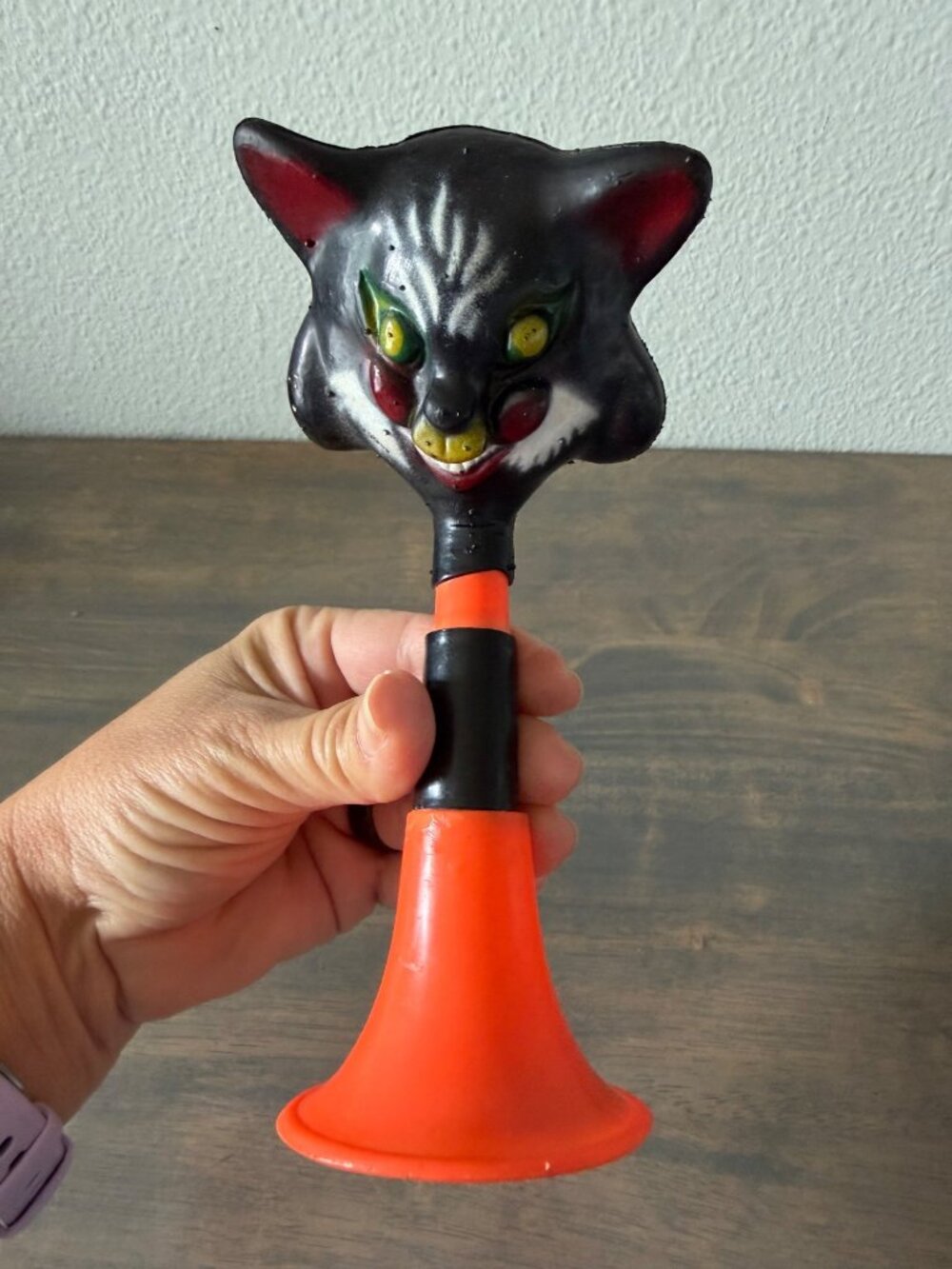 Vintage 1960s Halloween Black Cat Horn Squeak Toy Noise Maker Fun World Works Gr